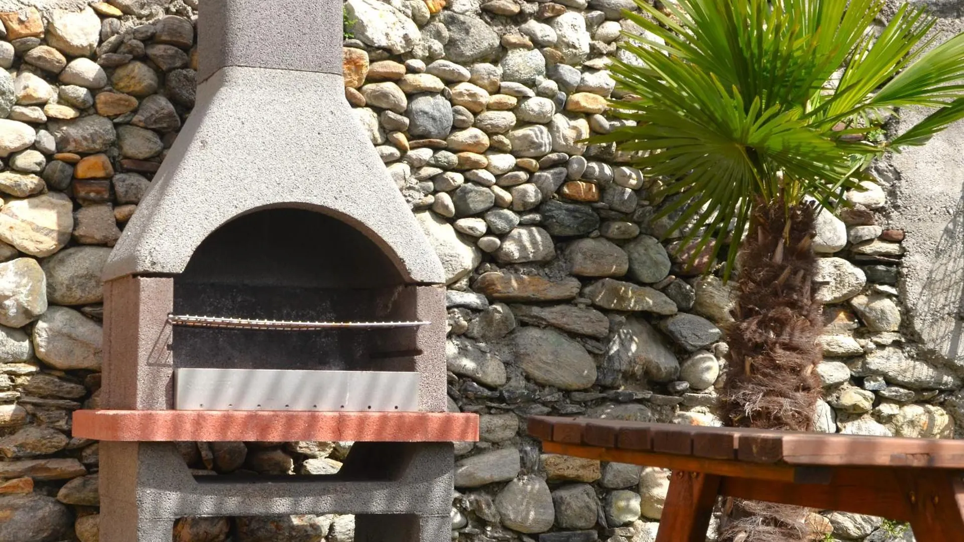 Campsite Glamping Italia 90 Mini Lodges Domaso